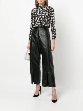 ALICE + OLIVIA 100% Silk Poodle-Print Button Front Shirt | Medium, can fit Small